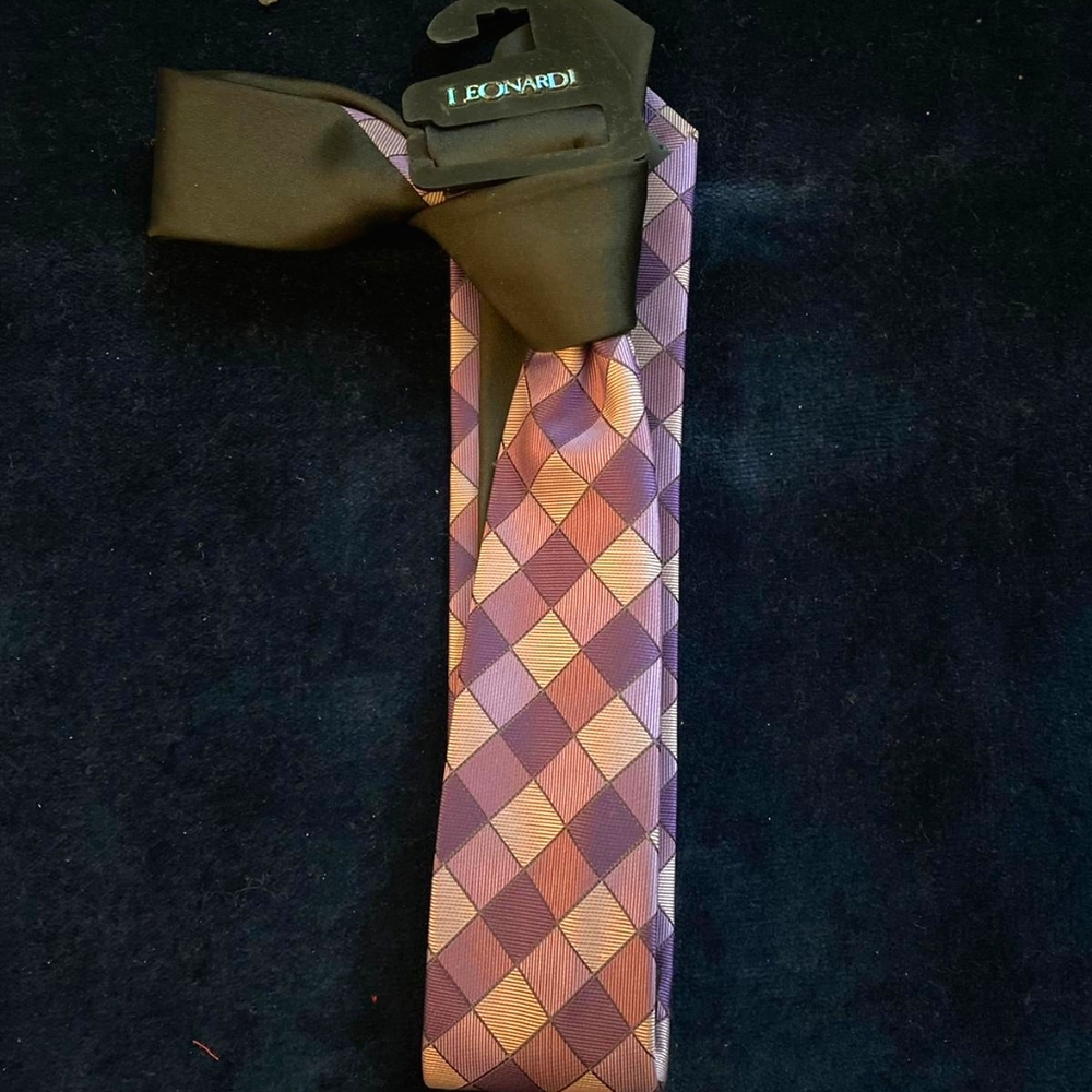 Tie in a gift box